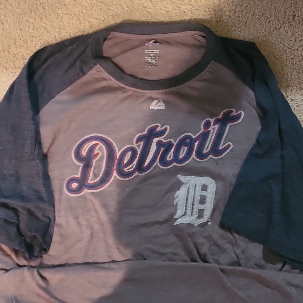 Majestic Detroit TIGERS Baseball Tee - Gray and Navy